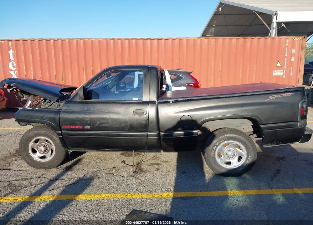 1998 DODGE RAM 1500 ST VIN: 1B7HC16Y4WS592612