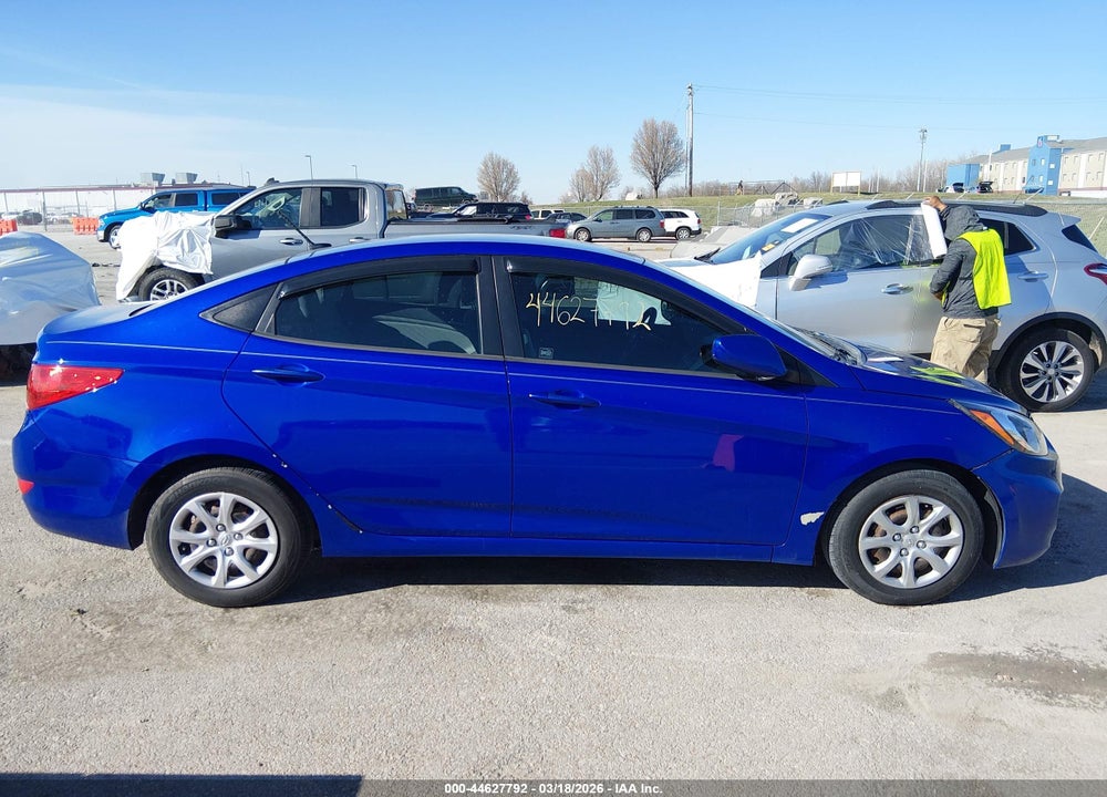 2013 HYUNDAI ACCENT GLS VIN: KMHCT4AE4DU503076