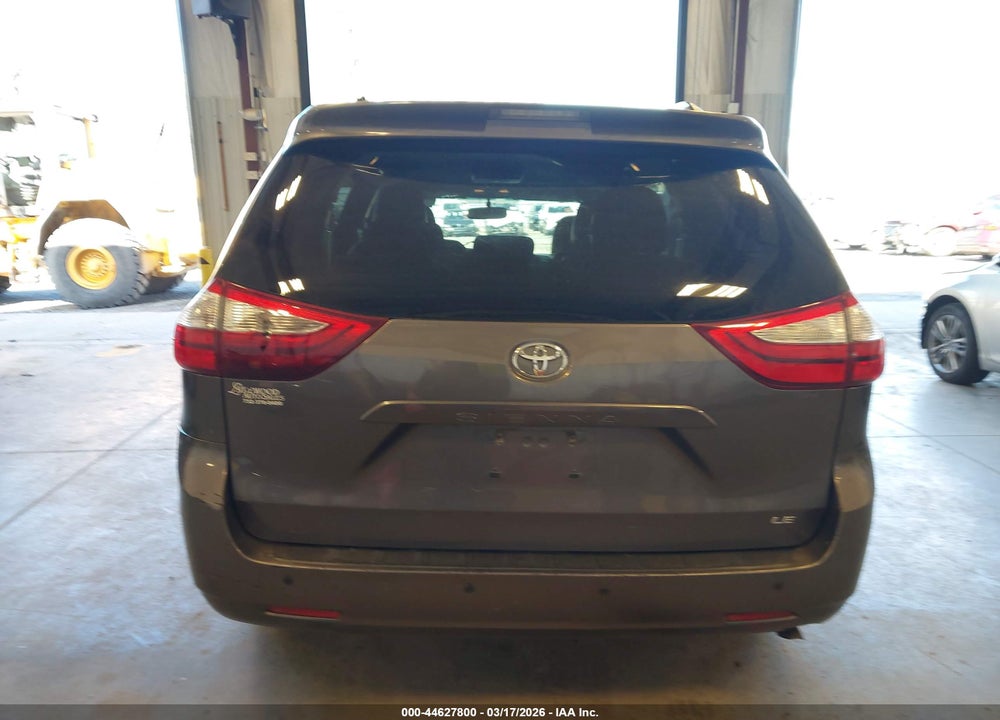 2015 TOYOTA SIENNA LE 8 PASSENGER VIN: 5TDKK3DC4FS586085
