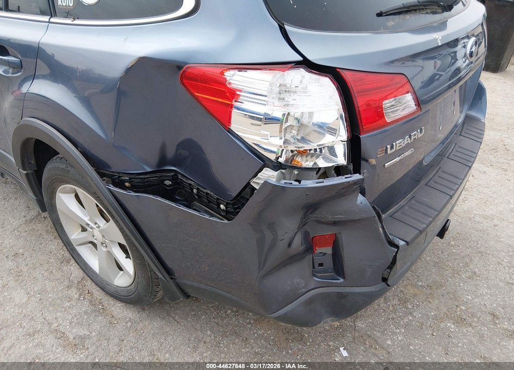 2014 SUBARU OUTBACK 2.5I PREMIUM VIN: 4S4BRCCC5E3255413