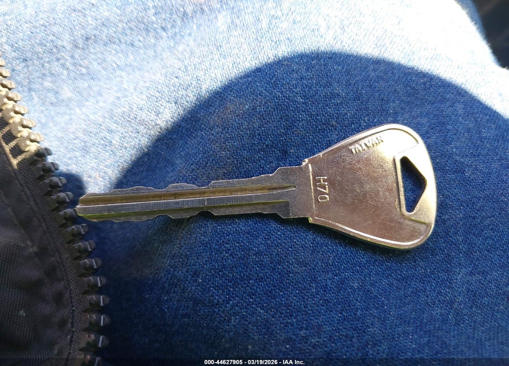1995 FORD ASPIRE VIN: KNJLT06H6S6132937