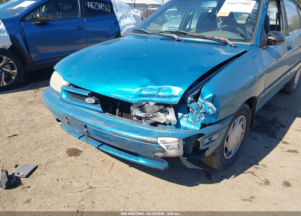 1995 FORD ASPIRE VIN: KNJLT06H6S6132937