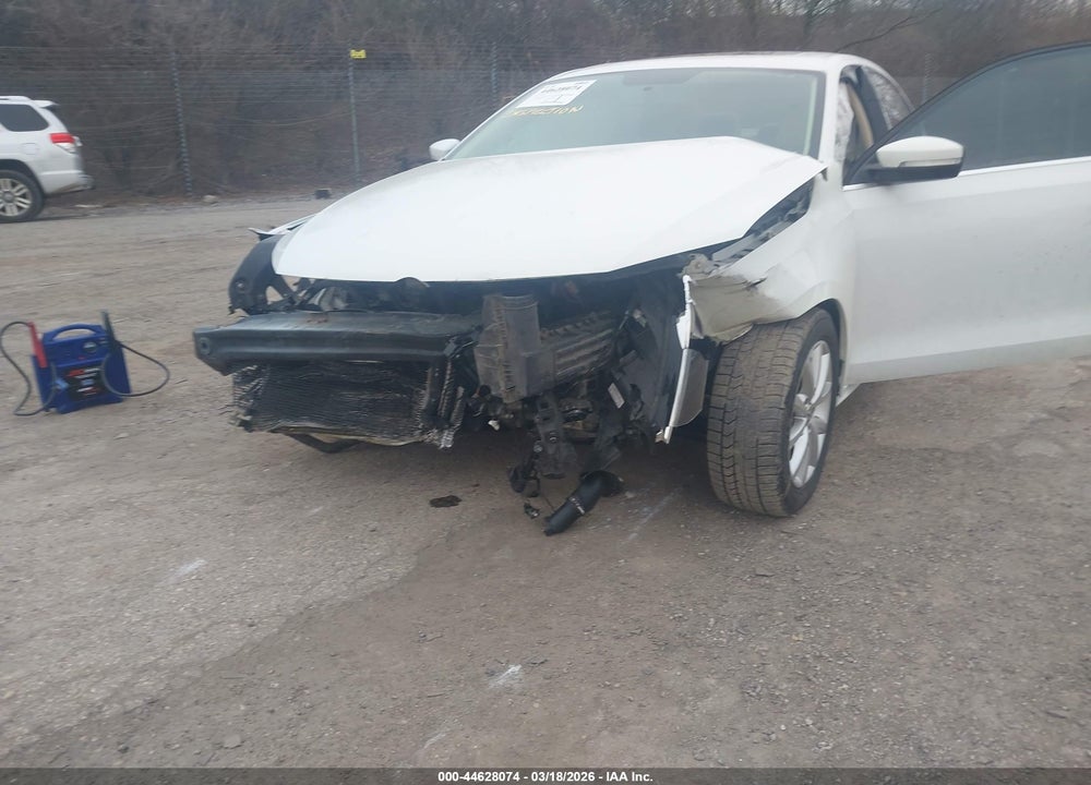 2014 VOLKSWAGEN JETTA 1.8T SE VIN: 3VWD17AJ4EM430064