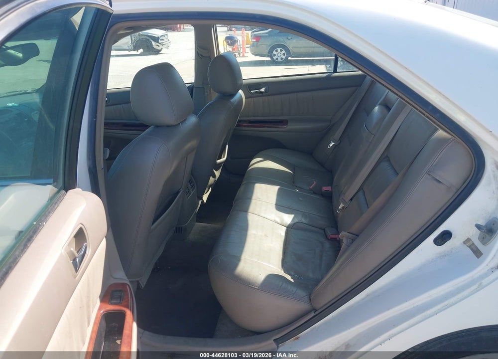 2002 TOYOTA CAMRY XLE V6 VIN: 4T1BF30KX2U030916