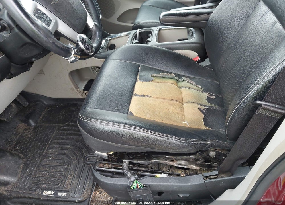 2015 CHRYSLER TOWN & COUNTRY TOURING-L VIN: 2C4RC1CGXFR740182