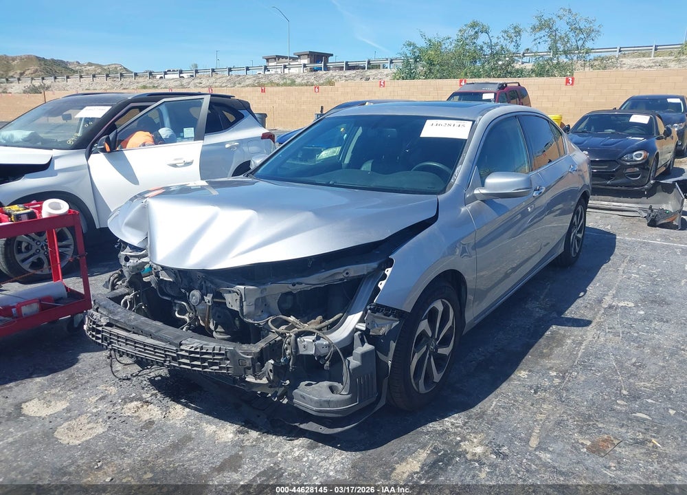 2016 HONDA ACCORD EX-L V-6 VIN: 1HGCR3F84GA020789