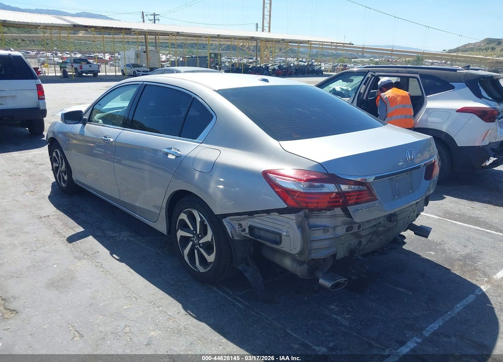 2016 HONDA ACCORD EX-L V-6 VIN: 1HGCR3F84GA020789