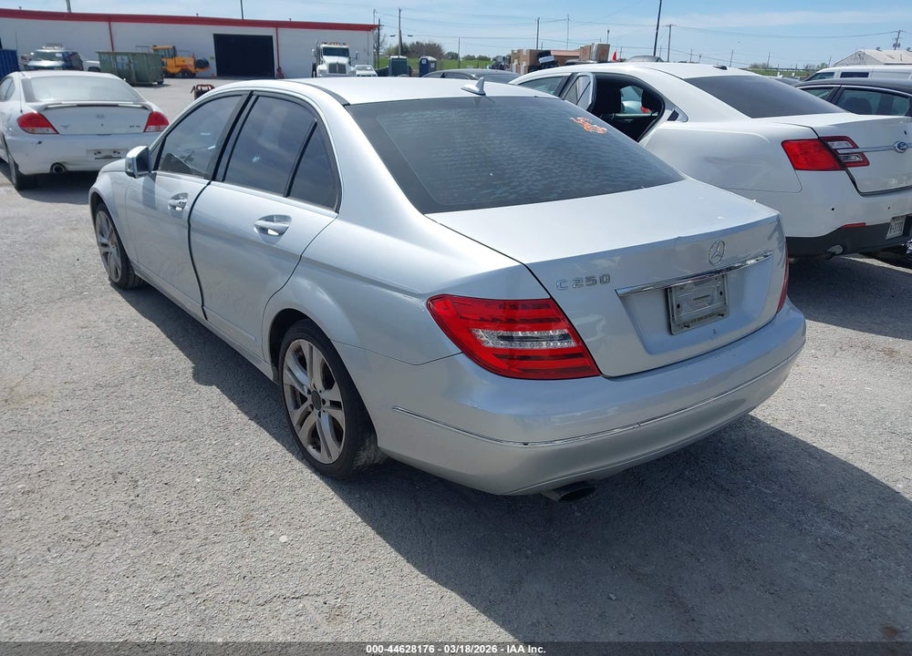 2014 MERCEDES-BENZ C 250 LUXURY VIN: WDDGF4HB0ER310653