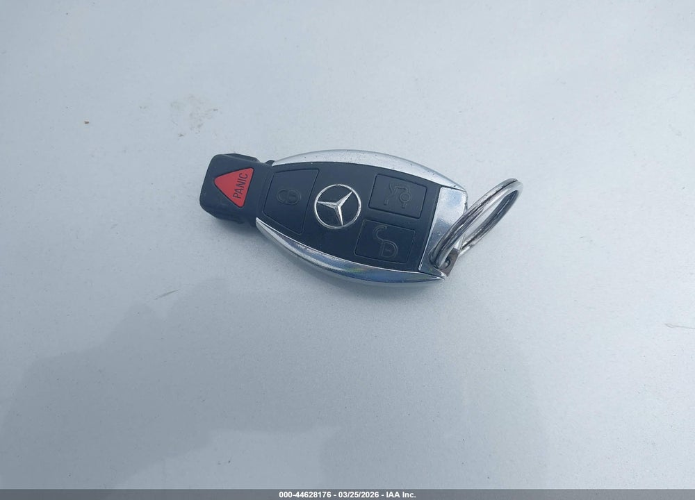 2014 MERCEDES-BENZ C 250 LUXURY VIN: WDDGF4HB0ER310653