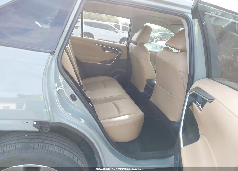 2022 TOYOTA RAV4 XLE PREMIUM VIN: 2T3A1RFV6NW328843