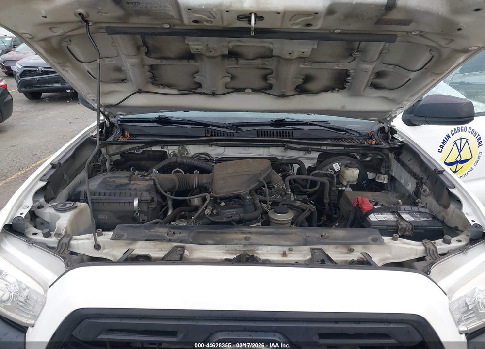 2018 TOYOTA TACOMA SR VIN: 5TFSX5EN3JX059641