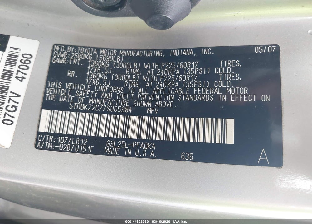 2007 TOYOTA SIENNA XLE VIN: 5TDBK22C77S005984