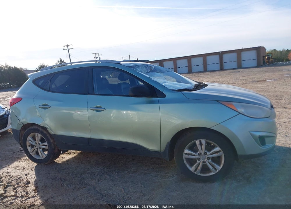 2010 HYUNDAI TUCSON GLS VIN: KM8JU3AC5AU112527