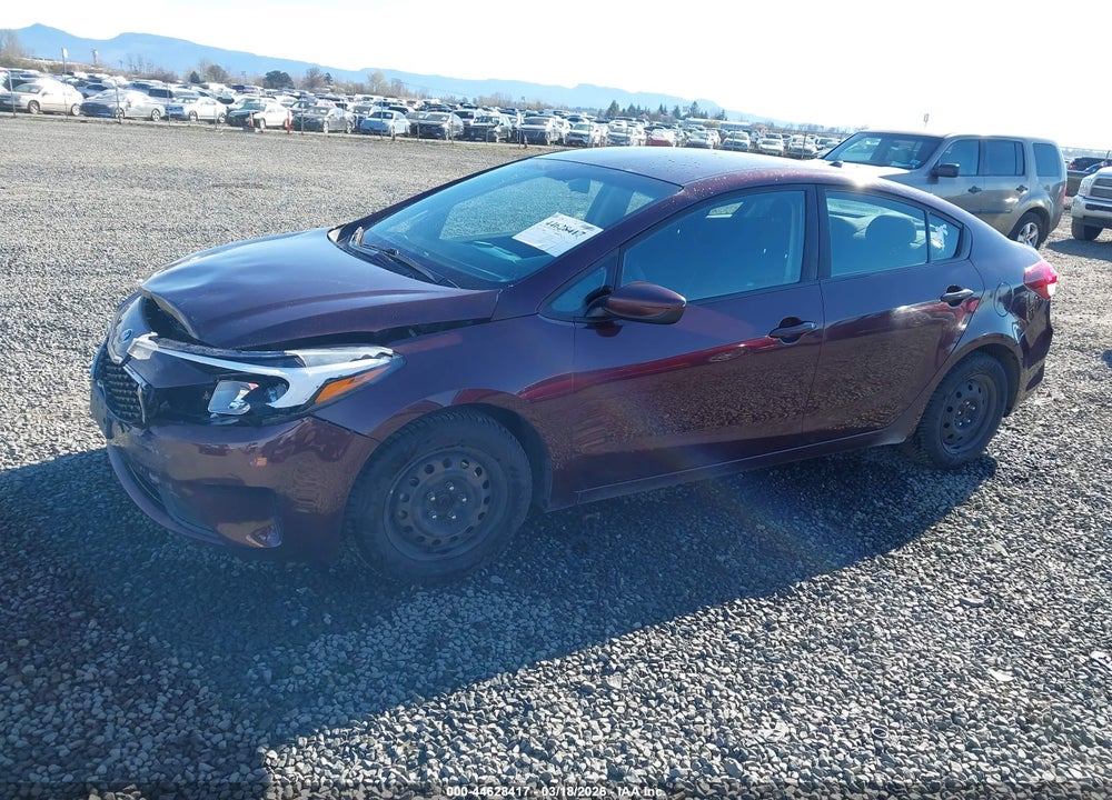 2018 KIA FORTE LX VIN: 3KPFK4A74JE208334