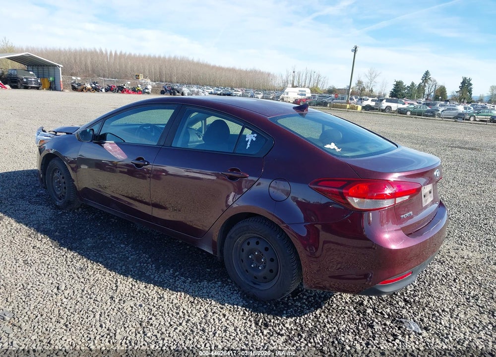 2018 KIA FORTE LX VIN: 3KPFK4A74JE208334