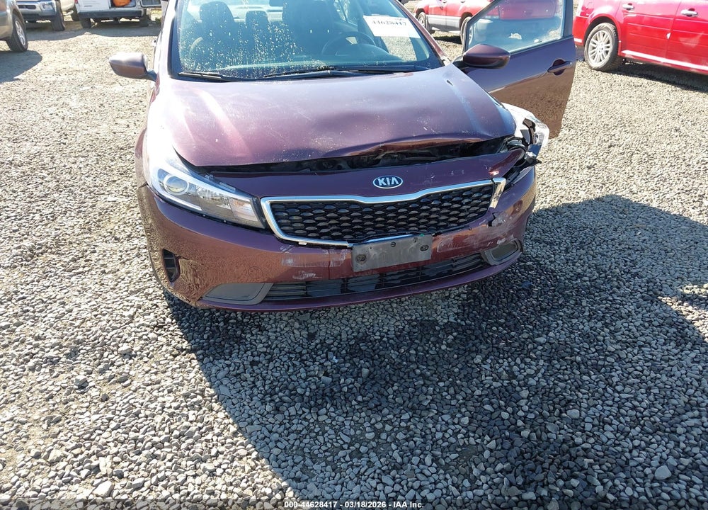 2018 KIA FORTE LX VIN: 3KPFK4A74JE208334