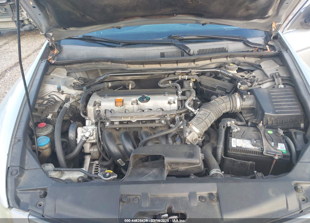 2009 HONDA ACCORD 2.4 EX VIN: 1HGCP26749A123902