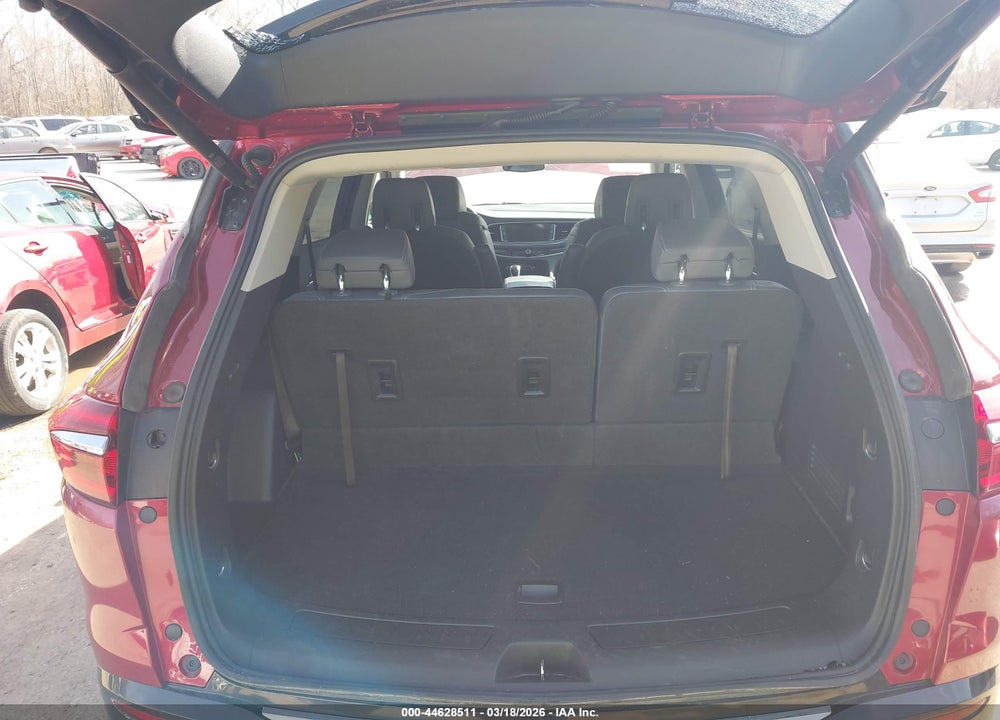 2018 BUICK ENCLAVE ESSENCE VIN: 5GAEVAKW1JJ135368