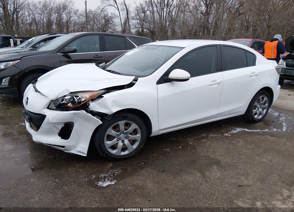 2013 MAZDA 3 I SPORT VIN: JM1BL1U75D1752306