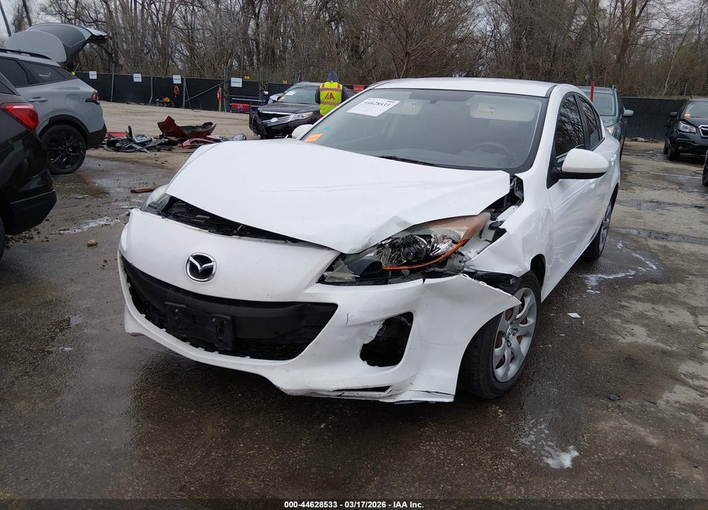 2013 MAZDA 3 I SPORT VIN: JM1BL1U75D1752306