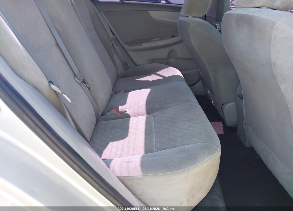 2009 TOYOTA COROLLA LE VIN: JTDBL40E499056244