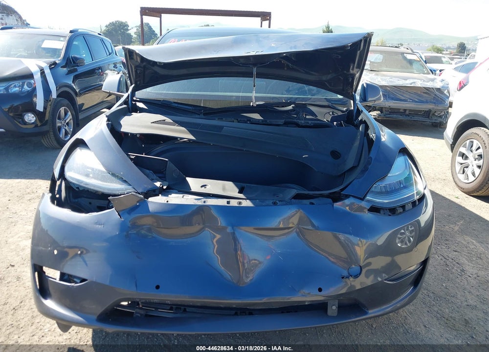 2021 TESLA MODEL Y LONG RANGE DUAL MOTOR ALL-WHEEL DRIVE VIN: 5YJYGDEE8MF096400