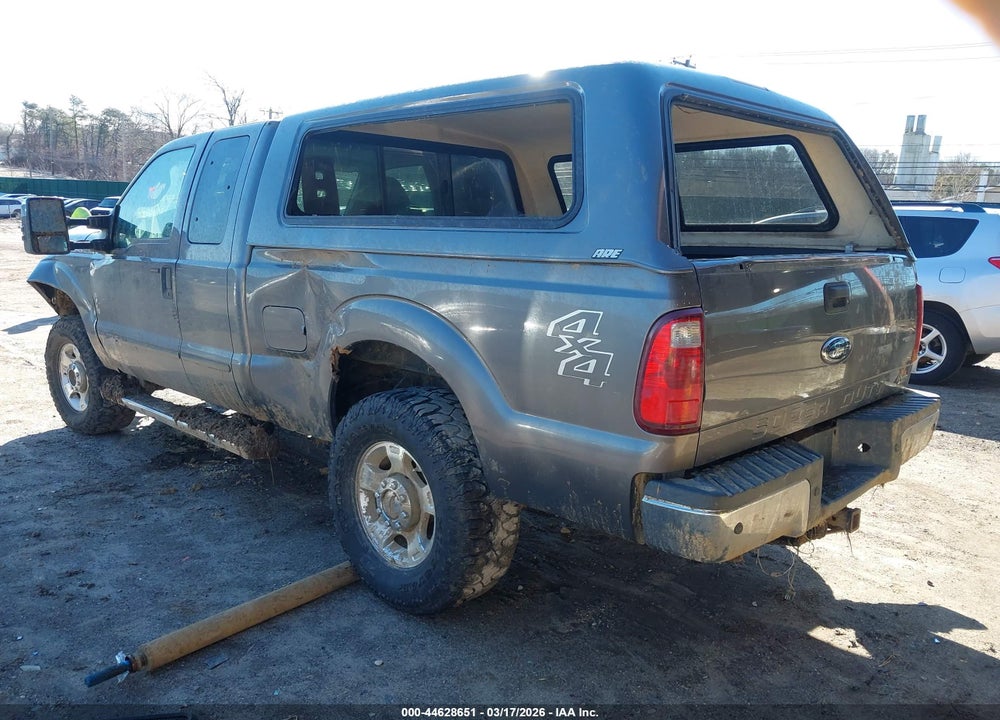 2011 FORD F-250 XLT VIN: 1FT7X2B6XBEA26716