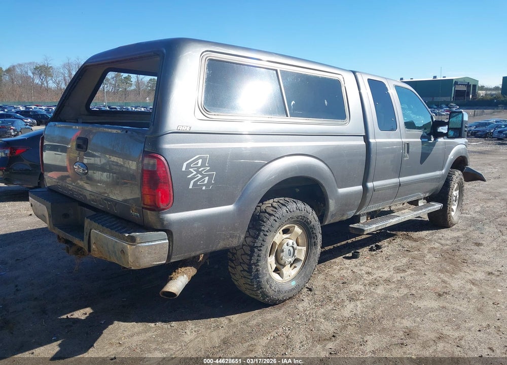 2011 FORD F-250 XLT VIN: 1FT7X2B6XBEA26716