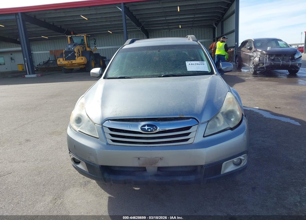 2011 SUBARU OUTBACK 2.5I LIMITED VIN: 4S4BRBKC2B3445449