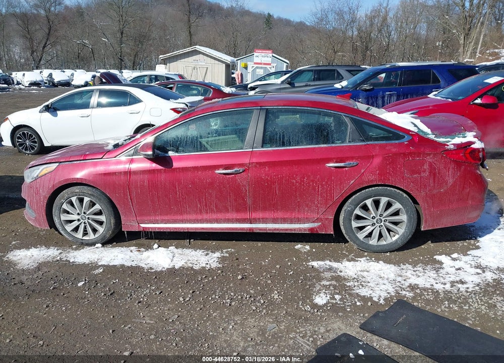 2017 HYUNDAI SONATA SPORT VIN: 5NPE34AFXHH568181