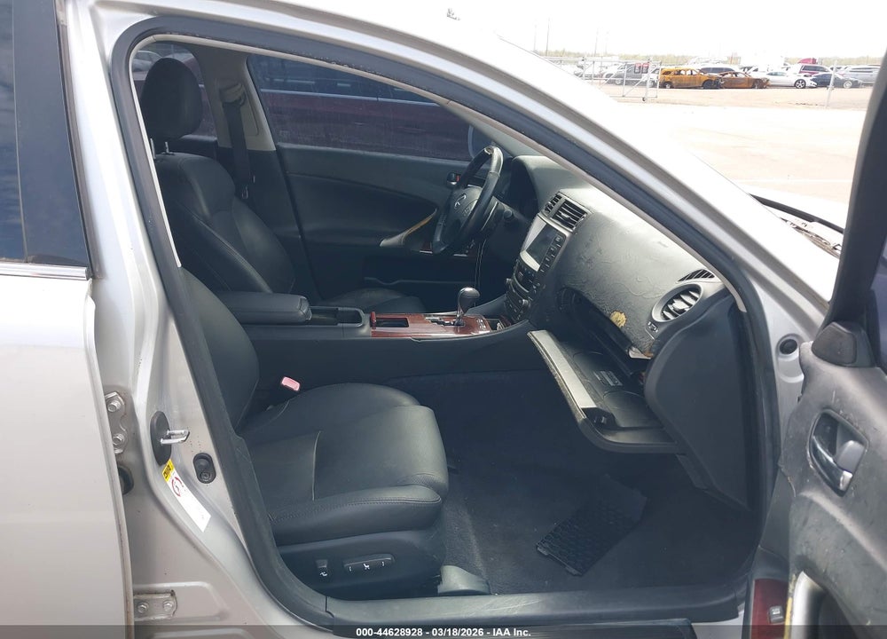 2006 LEXUS IS 250 VIN: JTHCK262562005637