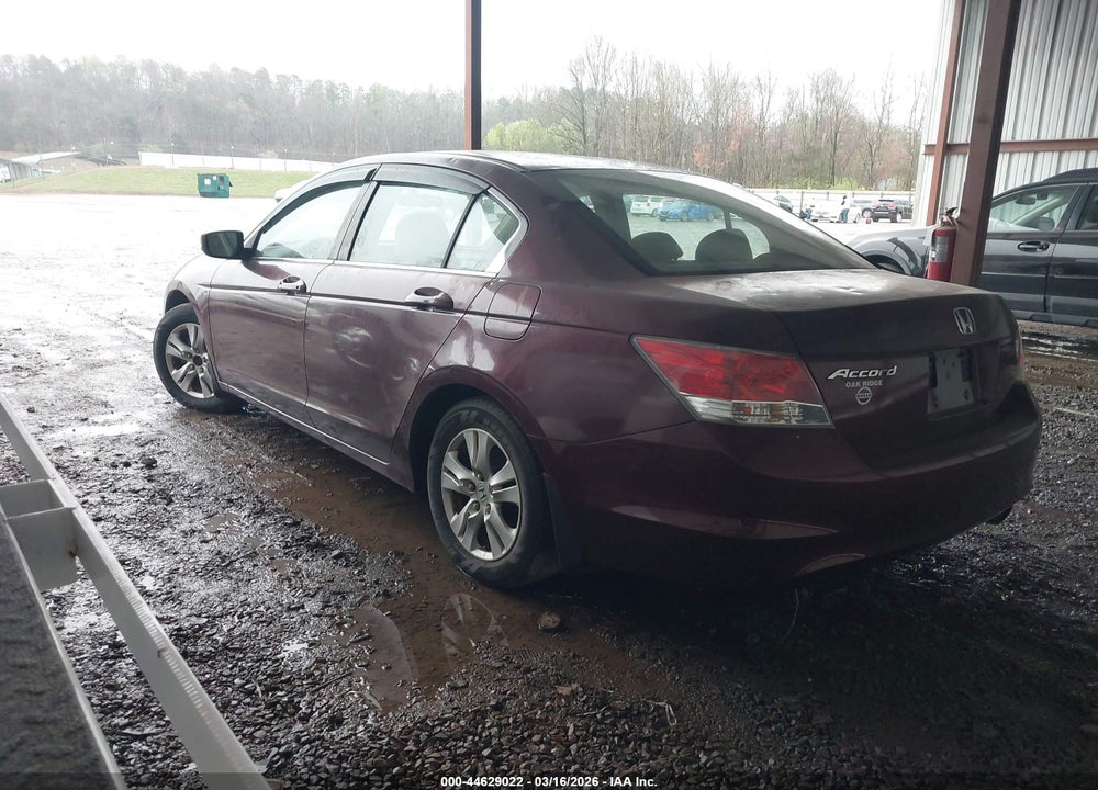 2008 HONDA ACCORD 2.4 LX-P VIN: 1HGCP25428A095801