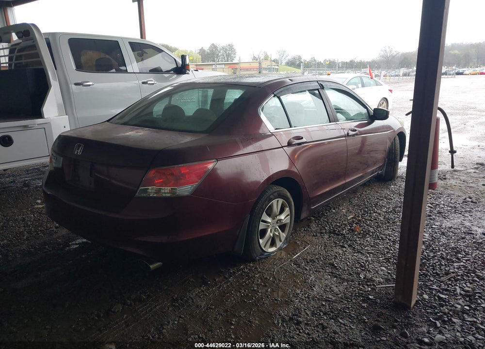 2008 HONDA ACCORD 2.4 LX-P VIN: 1HGCP25428A095801