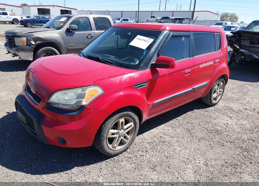 2010 KIA SOUL + VIN: KNDJT2A28A7144752