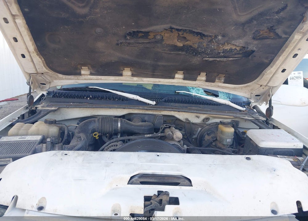 2001 CHEVROLET SILVERADO 1500 VIN: 1GCEC14W51Z204100