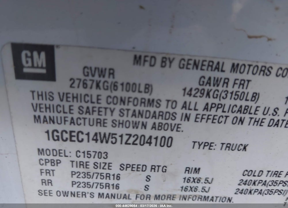 2001 CHEVROLET SILVERADO 1500 VIN: 1GCEC14W51Z204100