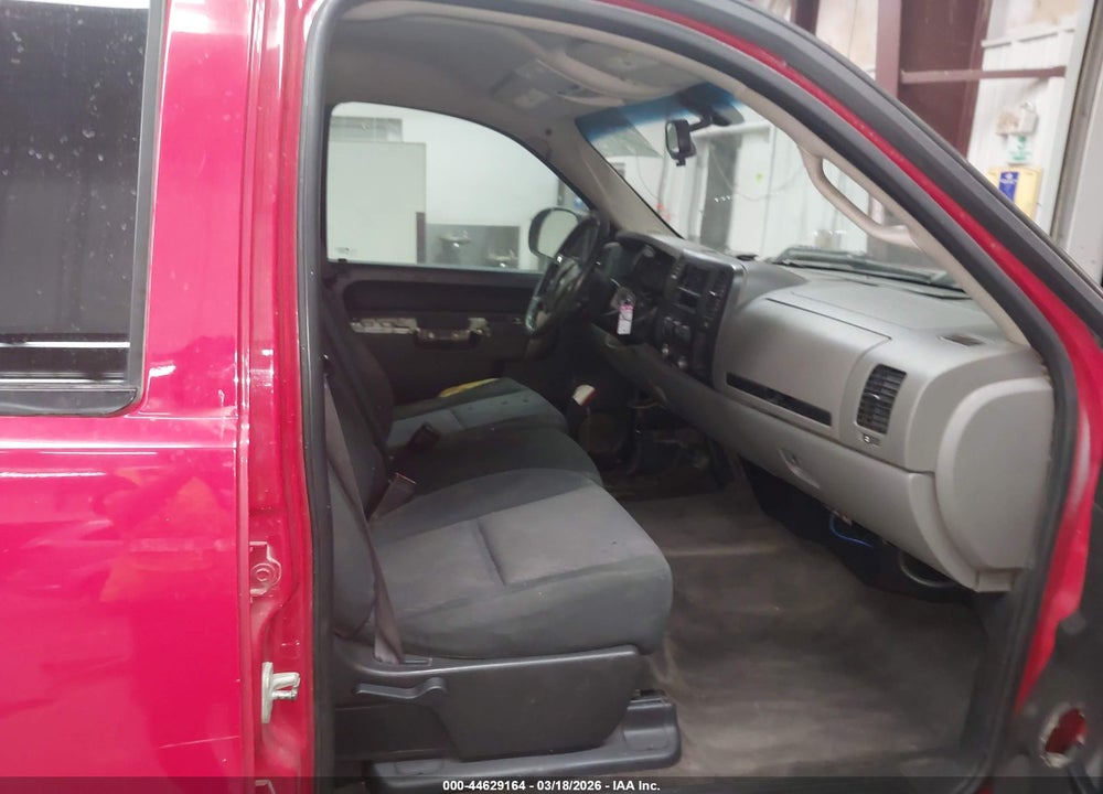 2013 CHEVROLET SILVERADO 1500 LS VIN: 3GCPCREA8DG299296