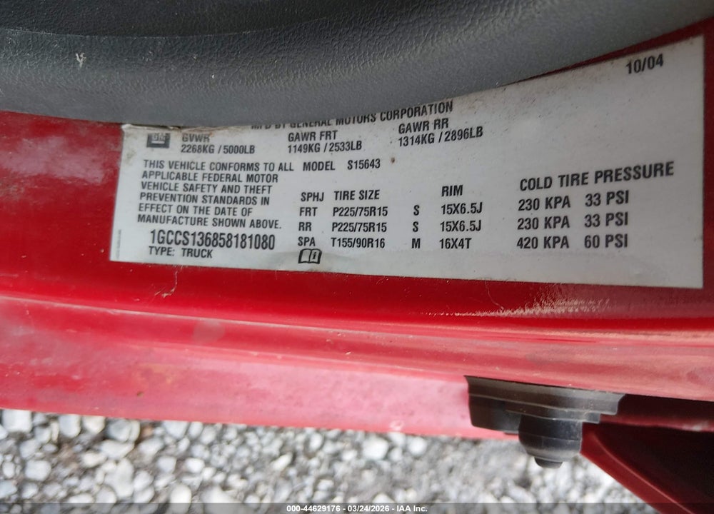 2005 CHEVROLET COLORADO LS VIN: 1GCCS136858181080