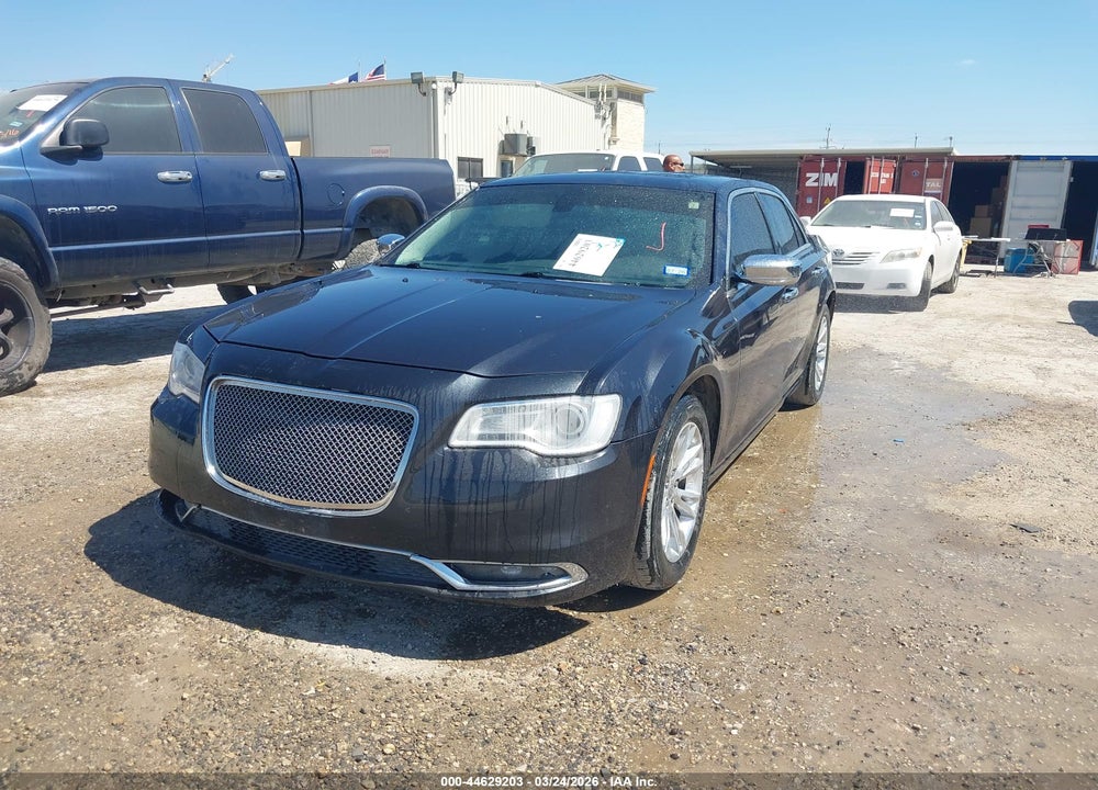 2015 CHRYSLER 300C VIN: 2C3CCAEG5FH828960