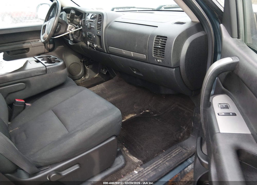 2011 GMC SIERRA 1500 SLE VIN: 1GTR2VE3XBZ432465