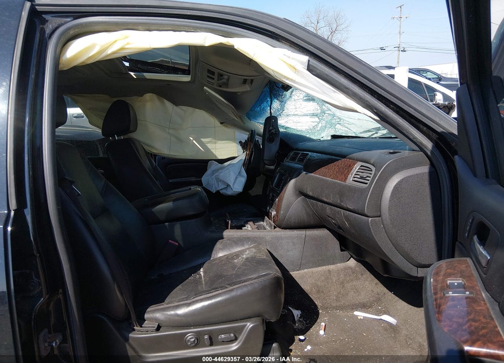 2009 GMC YUKON DENALI VIN: 1GKFK03249R149655