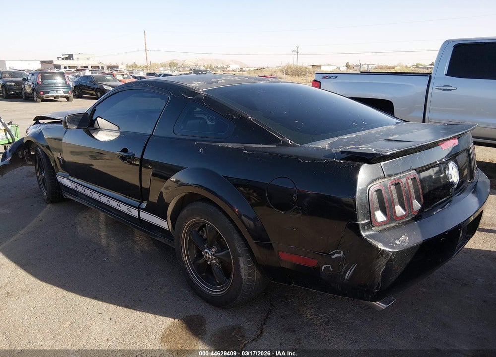 2007 FORD MUSTANG V6 DELUXE/V6 PREMIUM VIN: 1ZVFT80N175267301