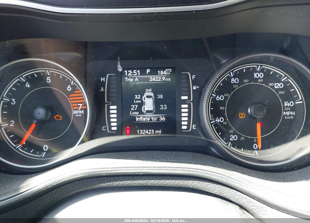 2019 JEEP CHEROKEE LATITUDE FWD VIN: 1C4PJLCB6KD348407