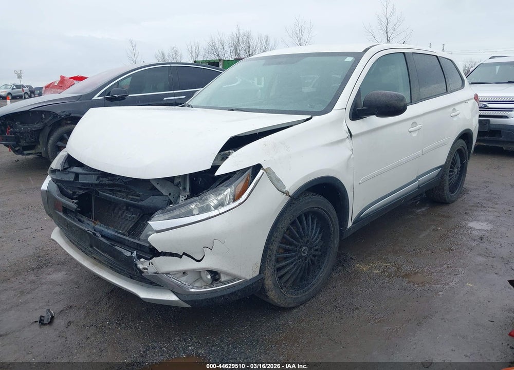 2016 MITSUBISHI OUTLANDER ES VIN: JA4AD2A30GZ000285