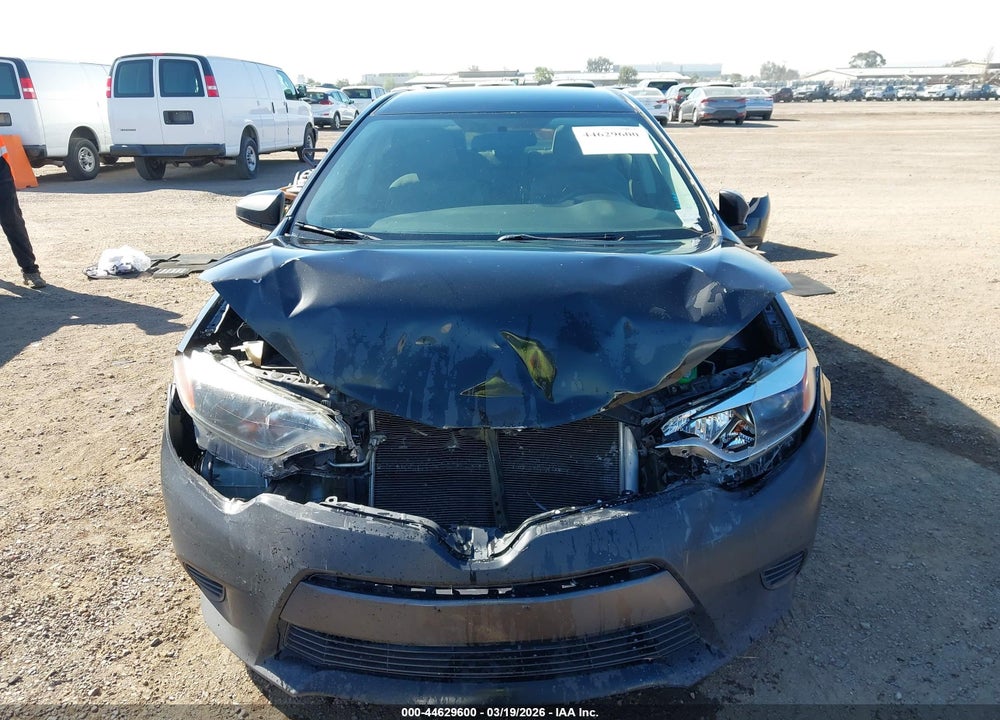 2016 TOYOTA COROLLA LE VIN: 5YFBURHE8GP568546