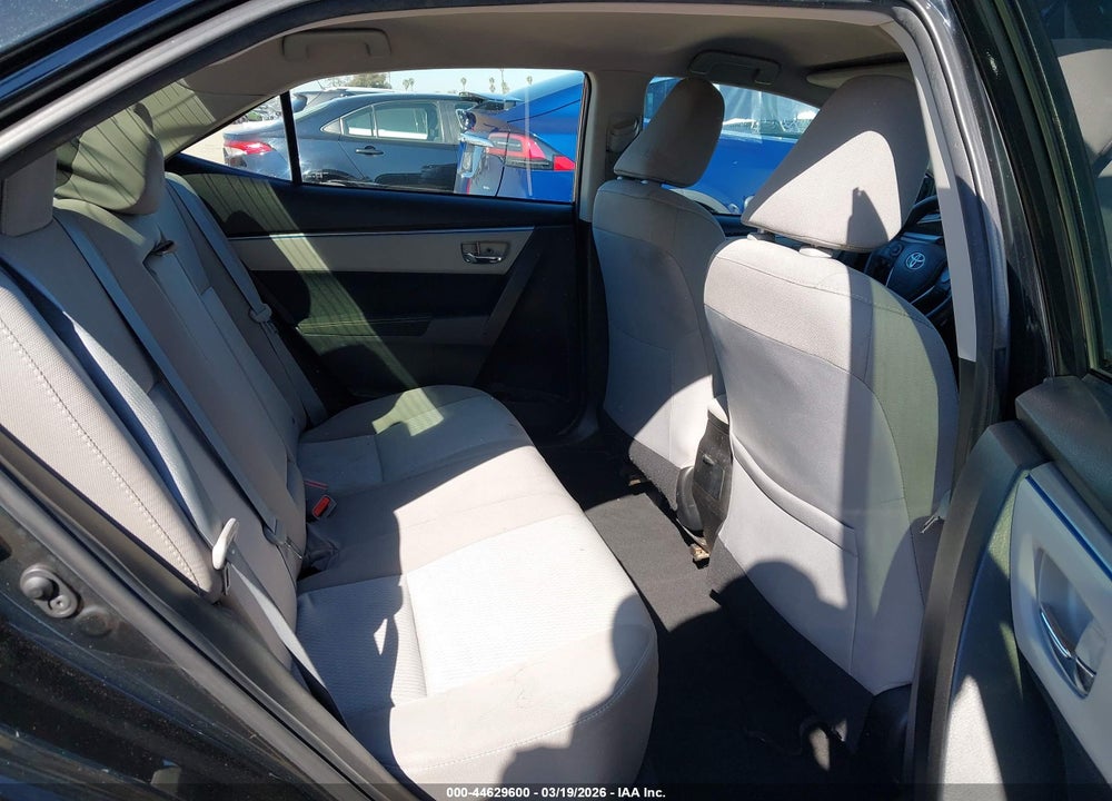 2016 TOYOTA COROLLA LE VIN: 5YFBURHE8GP568546