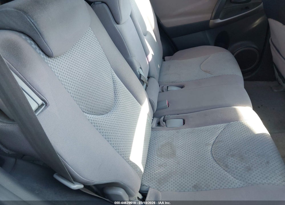 2007 TOYOTA RAV4 VIN: JTMBD35VX75052767