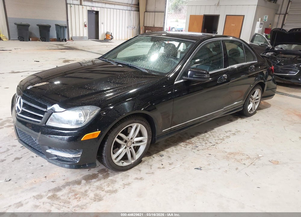 2014 MERCEDES-BENZ C 300 SPORT 4MATIC VIN: WDDGF8AB7EG203368