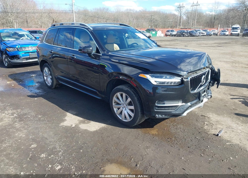 2018 VOLVO XC90 T6 MOMENTUM VIN: YV4A22PK4J1218128