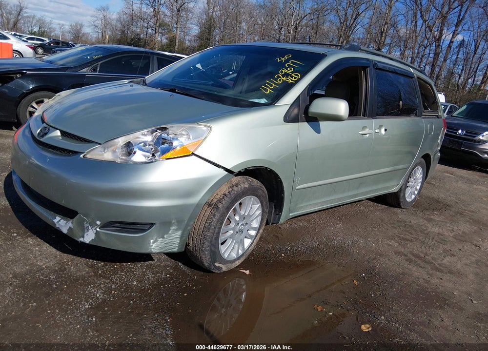 2008 TOYOTA SIENNA XLE VIN: 5TDBK22C18S009563